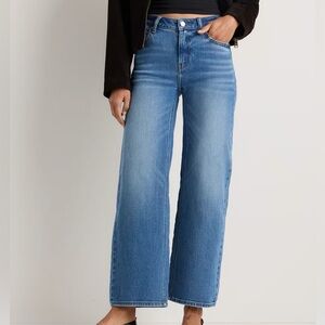 Quince Comfort Stretch High Rise Relaxed Straight Jeans in Medium Wash Size 32